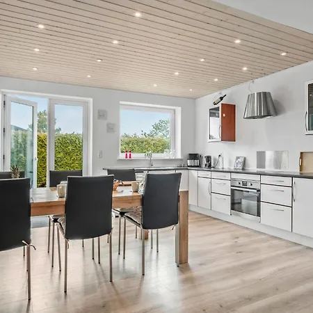 Dom wakacyjny Beautiful In With Wifi Middelfart