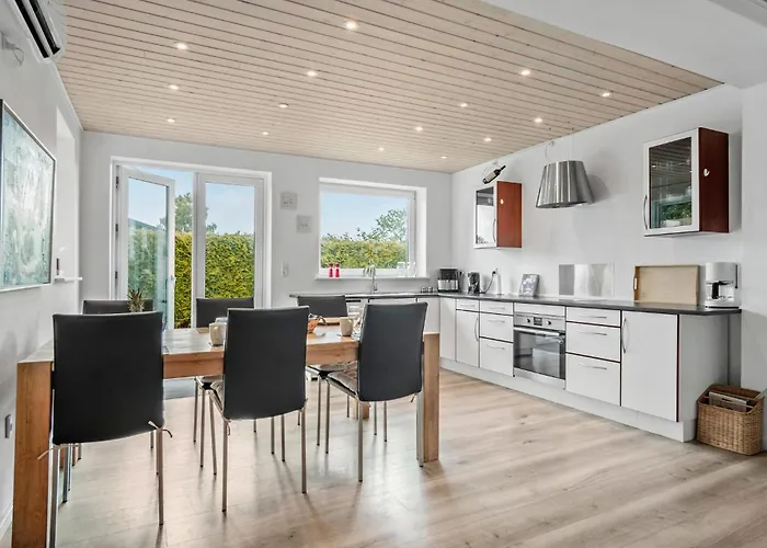 Feriehus Beautiful In With Wifi Middelfart